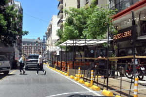 Deckscontrol: Montenegro avasalla la ley y arregla avances sobre espacios públicos