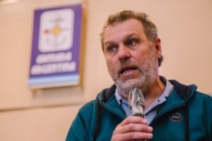 Destacan el avance de la obra de traspaso de arena del Puerto a Playa Grande