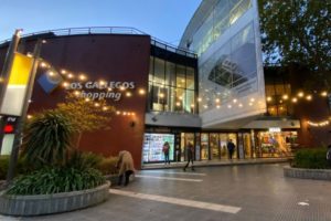 Los Gallegos cumple 110 años y lo celebra con descuentos, regalos y un festival musical