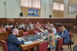 Los secretarios van desnudos al Concejo Deliberante