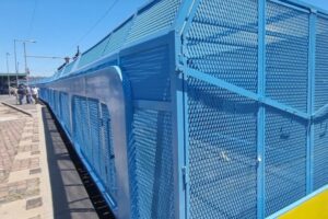 Desde el sábado se podrá transportar vehículos particulares en el servicio de trenes