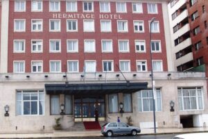 El Hermitage y el Provincial efectivizaron un pago extra de $ 150.000 a sus empleados