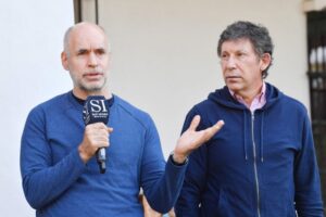 Mientras Morales, Manes y Larreta caminan con Posse, el teléfono de Abad no suena