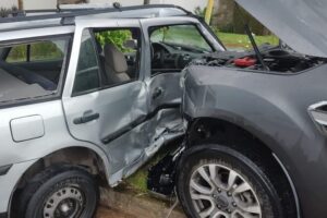 Una mujer tuvo que ser hospitalizada luego de un choque en Paso y Lamadrid