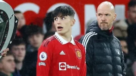 Garnacho subió una foto con la ropa interior que vende Cristiano Ronaldo y la publicación se hizo viral