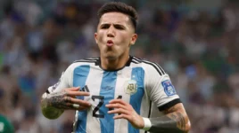 Enzo Fernández se acerca al Chelsea y River sueña con la impactante cifra que recibiría: unos 45 millones