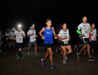 Night Run en Punta Mogotes: correrán 3 y 9K en asfalto, pasto y arena
