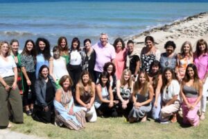 Alberto Fernández protagonizó en Chapadmalal un encuentro con funcionarias de su gabinete