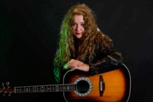 Claudia Puyó se suma como invitada a “All you need is Beatles”