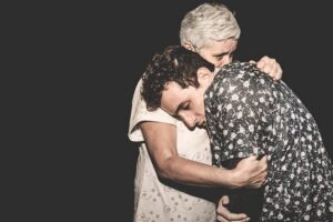 Se estrena en la Sala Payró la obra “El loco y la camisa”