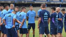 Facundo Buonanotte, en duda para volver a jugar para la Selección Argentina en el Sudamericano Sub-20