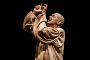 Pompeyo Audivert regresa con la obra “Habitación Macbeth”