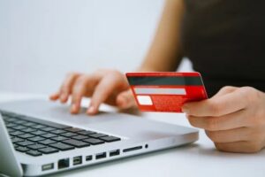 AFIP estableció un 8% de IVA para los que venden a través de plataformas digitales