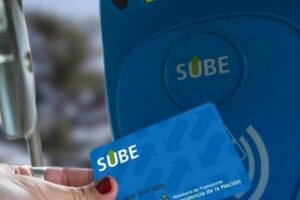 La tarjeta SUBE cuesta desde hoy $490