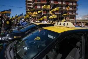 Taxistas y remiseros harán sentir su reclamo durante la entrega del Estrella de Mar