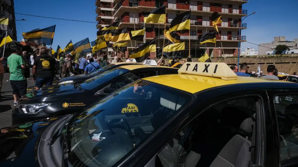 Avanza en el HCD el pedido de aumento tarifario  de taxis y remises
