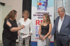 Tandil: 50 familias recibieron aportes no reembolsables del Municipio por $ 3.500.000.-