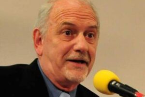 ¿Problema para Montenegro y Cía? Rebeldía en la devaluada UCR