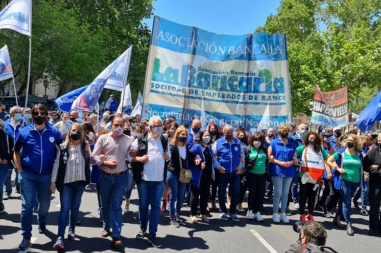 La Bancaria teme por despidos masivos y anunció plan de lucha