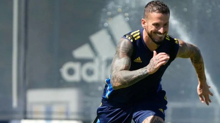 Darío Benedetto cumplió la sanción y Boca lo recupera pensando en Vélez