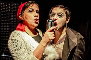 Llega a la Sala Laureti la obra “Esther o la noche que enmudecieron las radios”