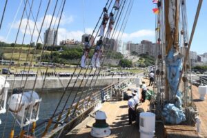 La Fragata Libertad llegó a Mar del Plata y se podrá visitar durante 10 días