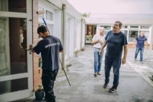 Realizan obras en el Jardín Municipal 14 del barrio Hipódromo