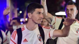 River llegó a Córdoba: el enorme recibimiento de los hinchas; Pagaron populares de $ 13.500.-