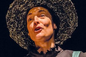 Sube a escena “Santa Juana de los mataderos” de Bertolt Brecht