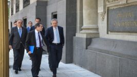 Enojado con Alberto, Felipe volvió al massismo