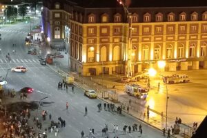 A pesar del incendio de la cúpula, la actividad es normal en el Teatro Auditorium
