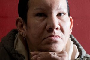 Inauguran en el Foyer del Auditorium la muestra fotográfica “Chicas trans latinoamericanas”