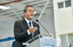 Massa anunció que  la UBA determinará si el canje beneficia o no a la ANSES