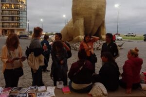 CRÍTICA / ARTE: “Belleza y felicidad”