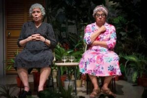 La gira del Teatro San Martín llega a Mar del Plata con “Cae la noche tropical”