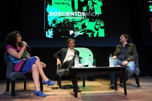 Kicillof y Felipe Pigna dialogaron sobre el bicentenario de Banco Provincia