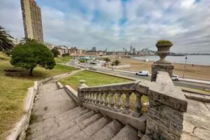 Comenzó la restauración de la Escalera Imperial, construida en 1903