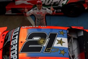 Bajo la lluvia, Ledesma hizo la pole en Termas de Río Hondo