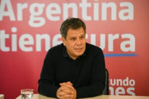 Manes tendría definido su candidato a gobernador