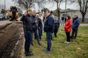 Avanzan obras de repavimentación en el barrio Las Américas