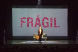 Sebastián Wainraich regresa a la ciudad con su unipersonal “Frágil”