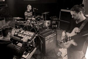 La banda local Manük anuncia fecha para julio