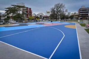 Realizaron tareas de mantenimiento en la Plaza Martín de Güemes