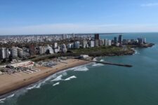 Verano en la costa: alquileres dolarizados y con fuertes aumentos