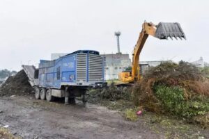 El EMSUR sumó una importante maquinaria para mejorar la recolección de residuos voluminosos