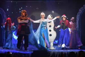 “Frozen, una aventura congelada” se presenta diariamente en Teatro San Martín