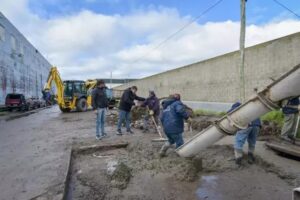 Realizan obras de repavimentación en la zona del Puerto