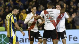 River igualó en el séptimo minuto adicional en el Gigante de Arroyito