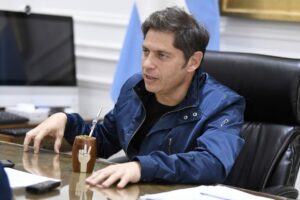Kicillof anunció un fondo para que los Municipios puedan pagar la suma fija propuesta por Nación