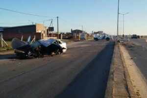 Cuatro heridos en un impactante choque en la Ruta 11